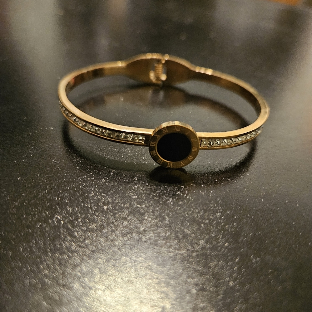 Watch faced bracelet